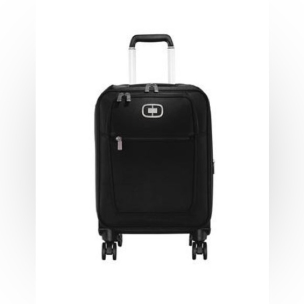 New Ogio 22 Spinner Wheeled Luggage Carry On